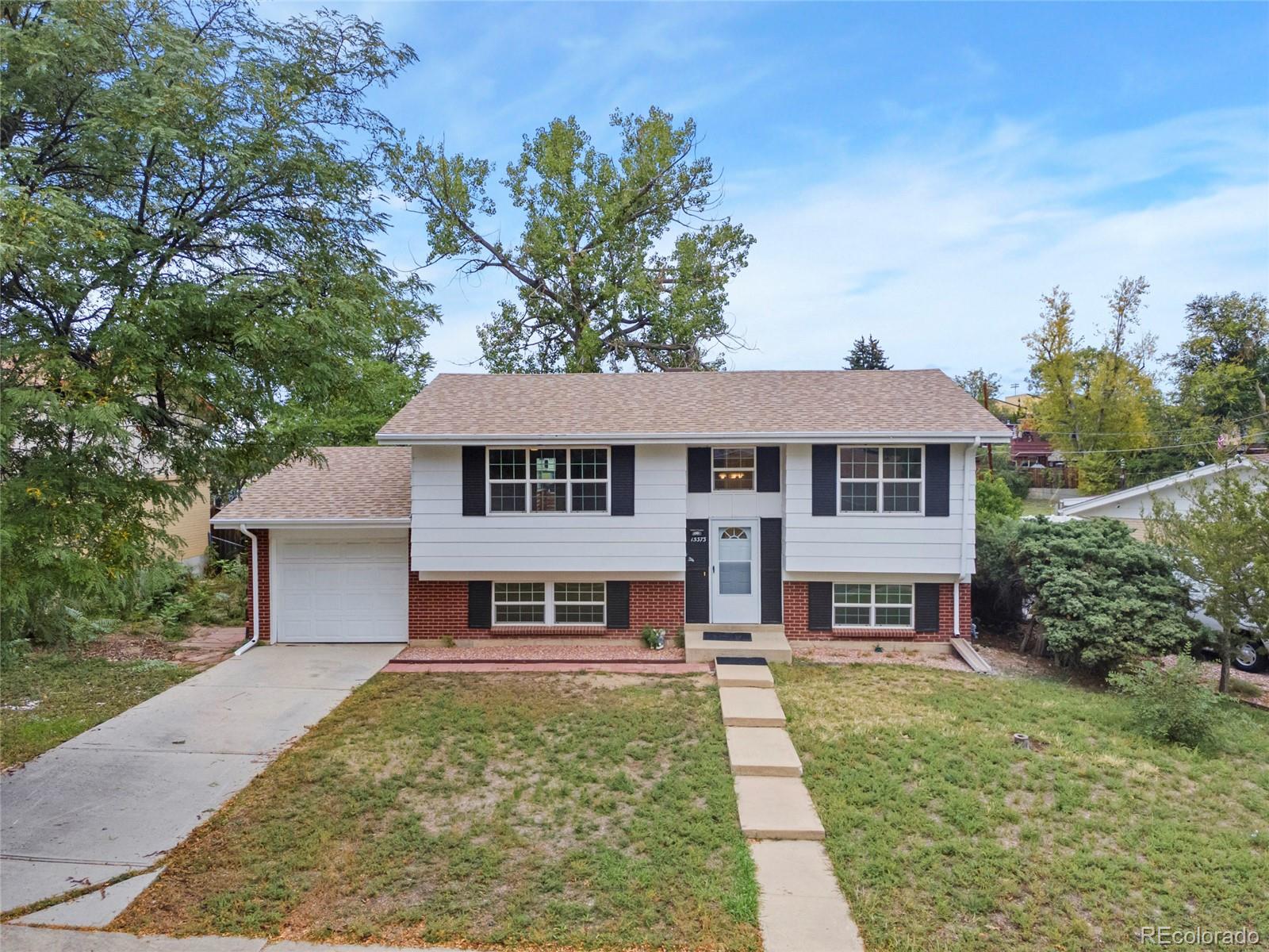  Aurora Home | MLS #: 931535615373 E 10th Avenue, Aurora Beds: 3 Baths: 2 Price: $400,000