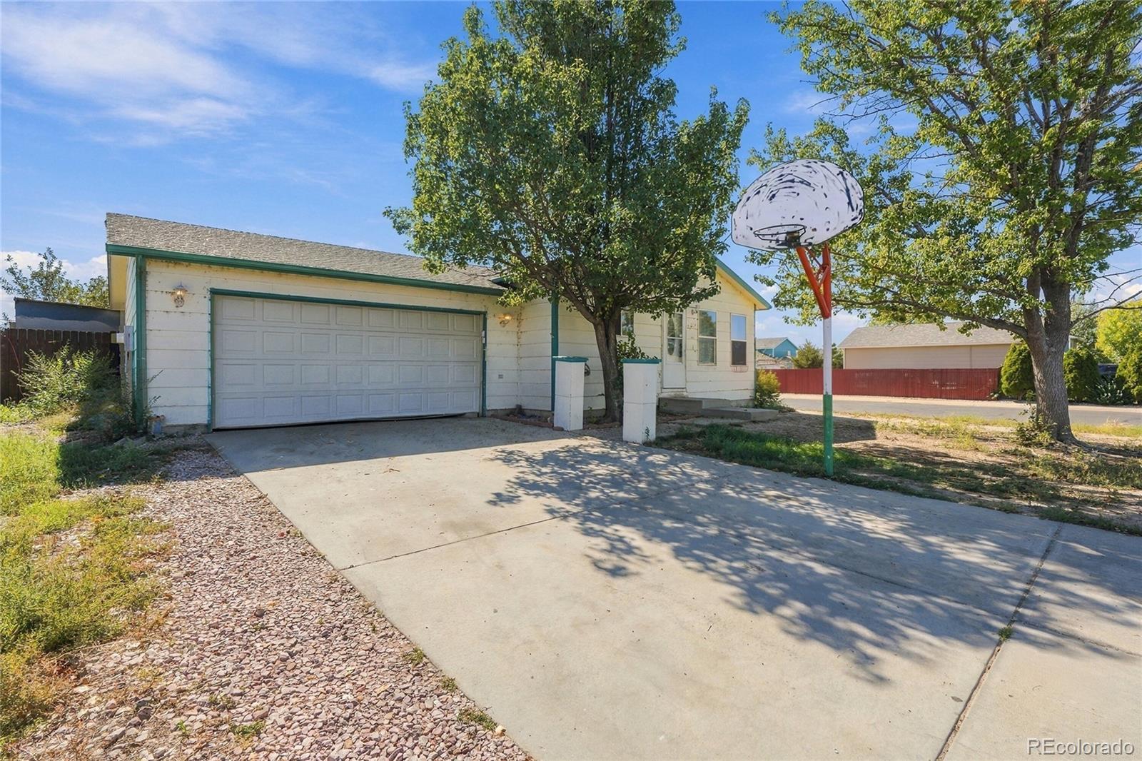 Parkview Greeley Home | MLS #: 9660114604 E 23rd Street Road, Greeley Beds: 6 Baths: 2 Price: $300,000