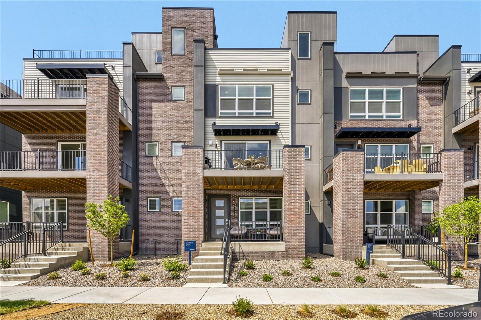  Westminster Home | MLS #: 25109658724  Julian Court, Westminster Beds: 2 Baths: 3 Price: $599,900