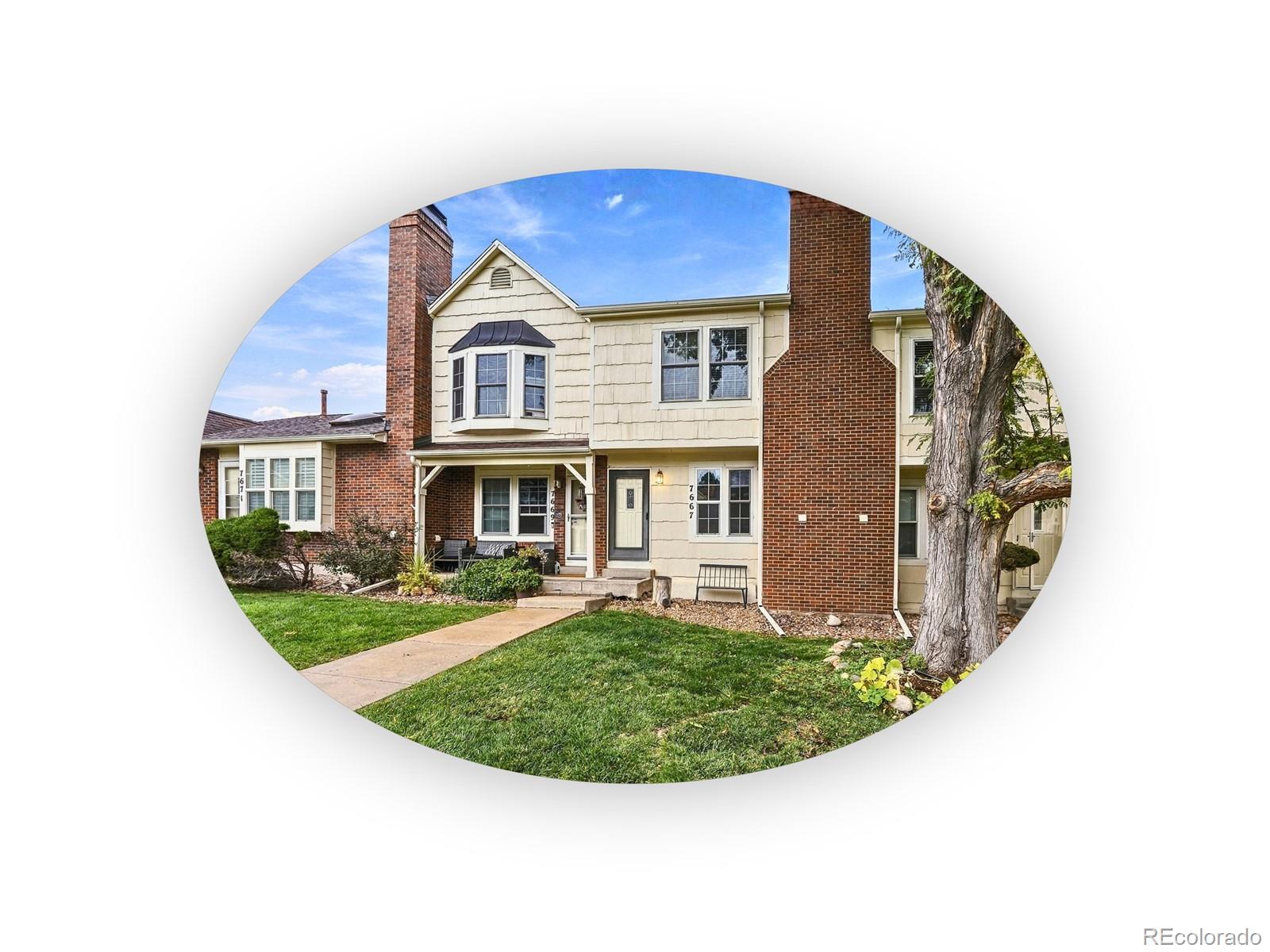  Centennial Condo / Townhome | MLS #: 93275007667 S Steele Street , Centennial Beds: 2 Baths: 3 Price: $349,900