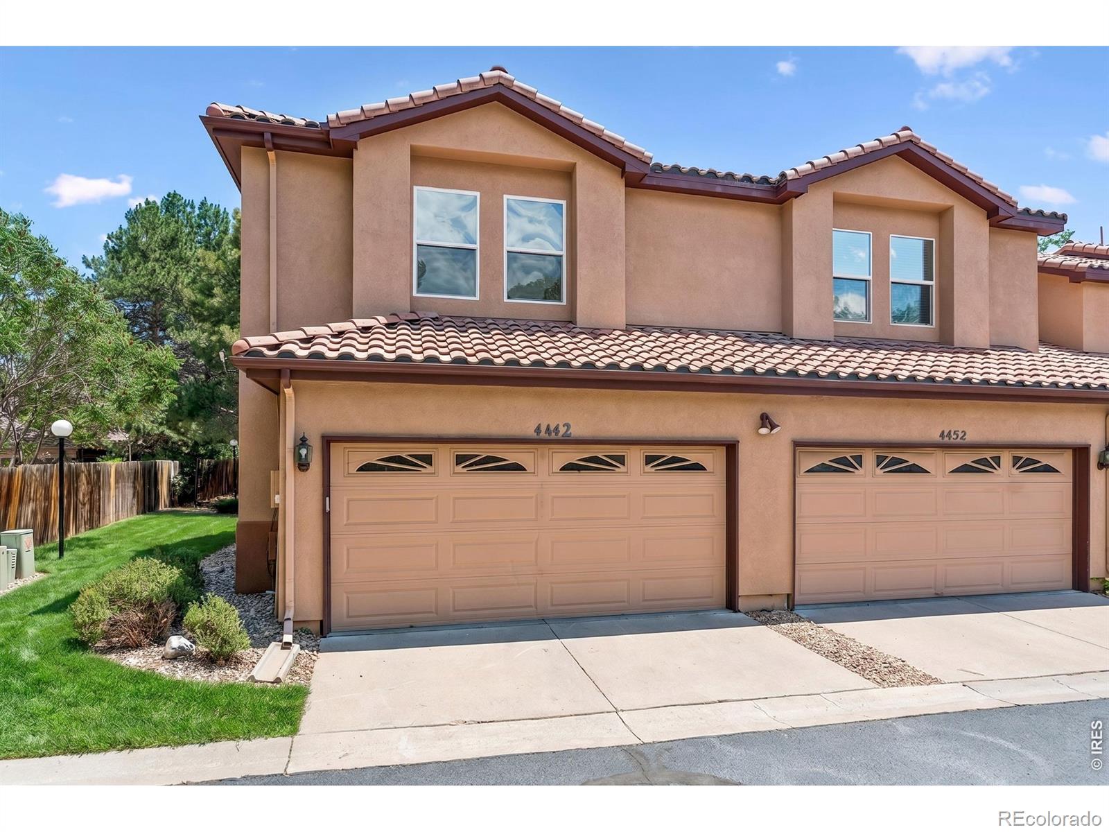  Aurora Condo / Townhome | MLS #: 45678910699584442 S Auckland Court , Aurora Beds: 3 Baths: 3 Price: $395,000