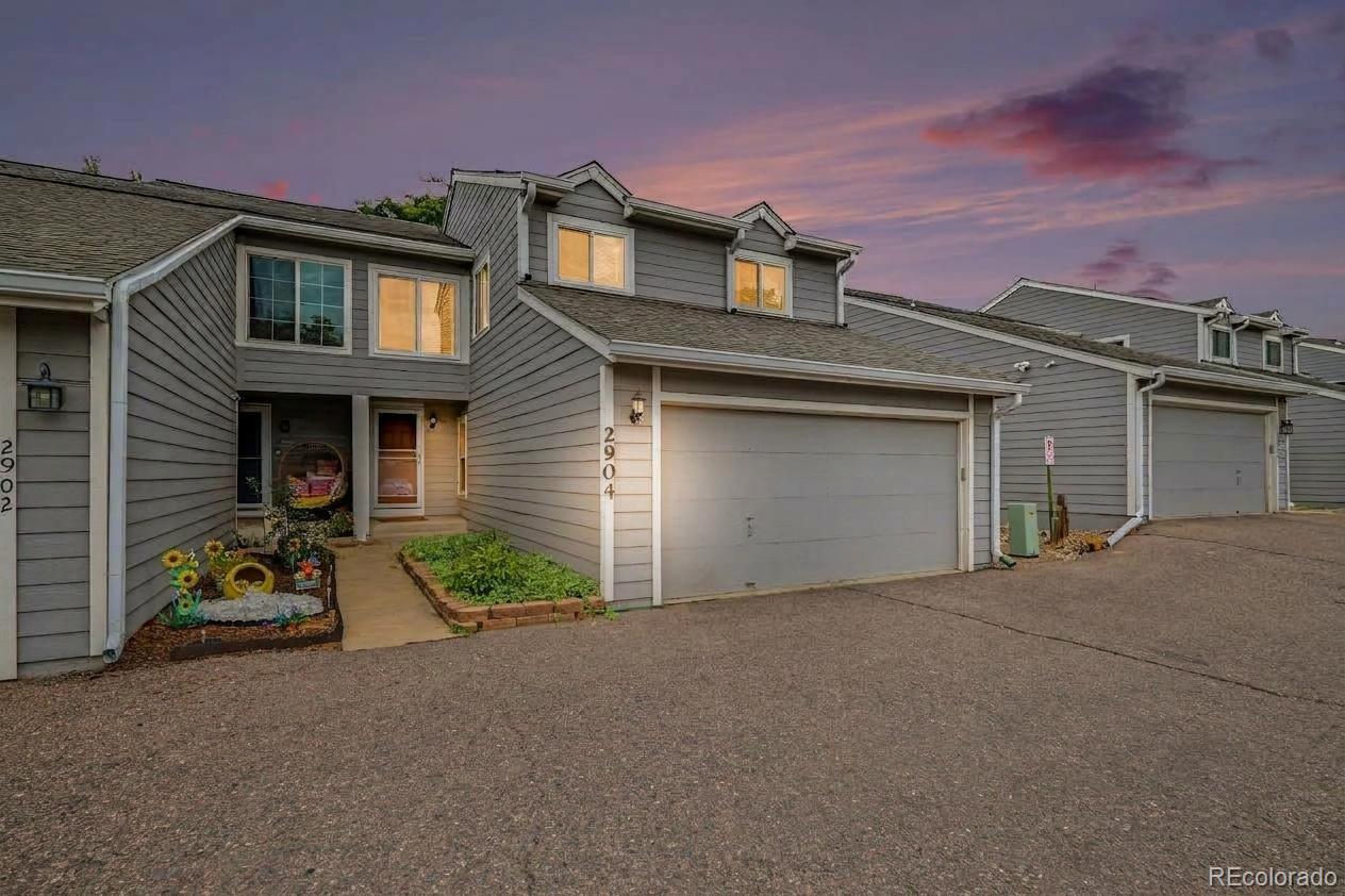  Aurora Condo / Townhome | MLS #: 89888442904 S Scranton Street , Aurora Beds: 3 Baths: 3 Price: $400,000