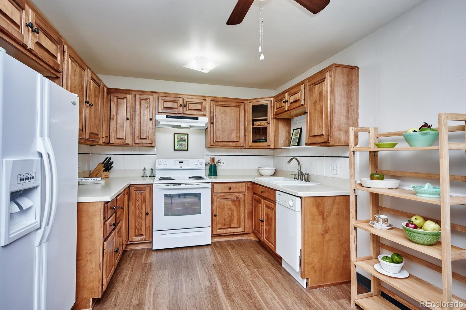  Denver Condo / Townhome | MLS #: 7618921695 S Alton Way 2B, Denver Beds: 2 Baths: 1 Price: $215,000