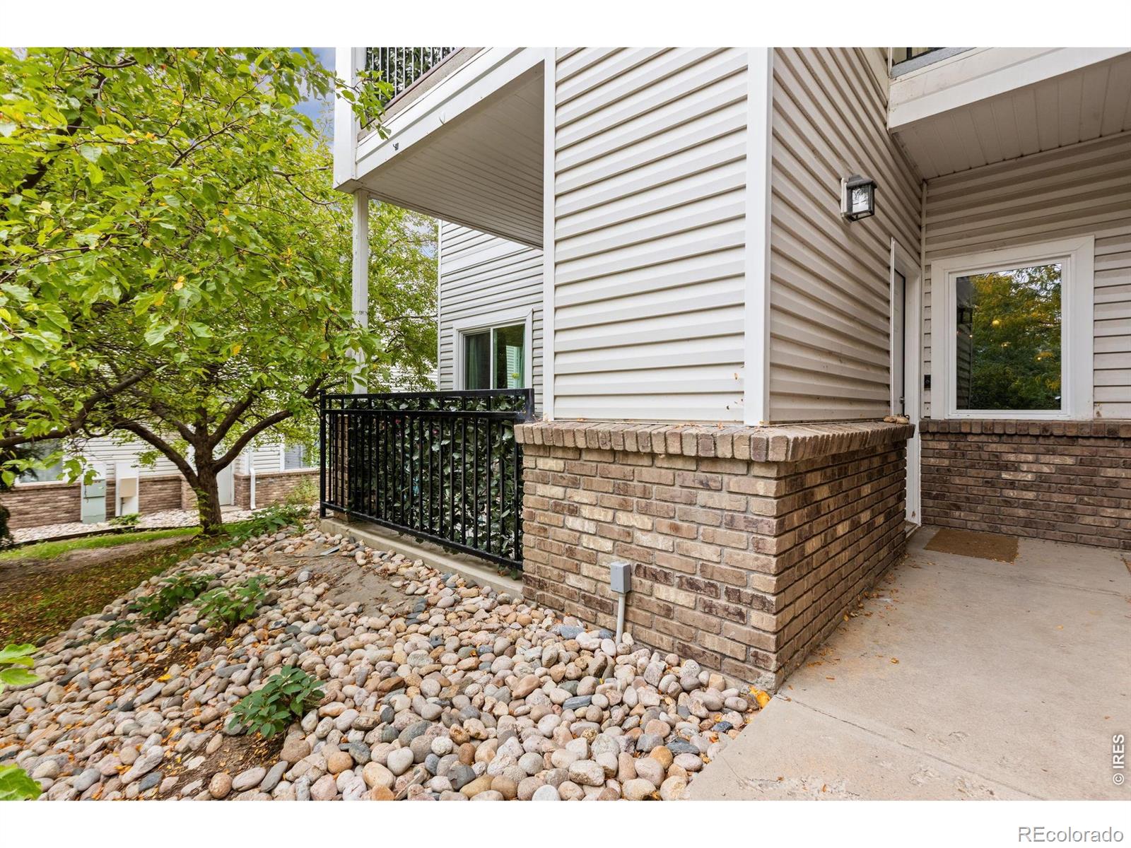 950  52nd Ave Ct, greeley&nbsp; House Search MLS Picture