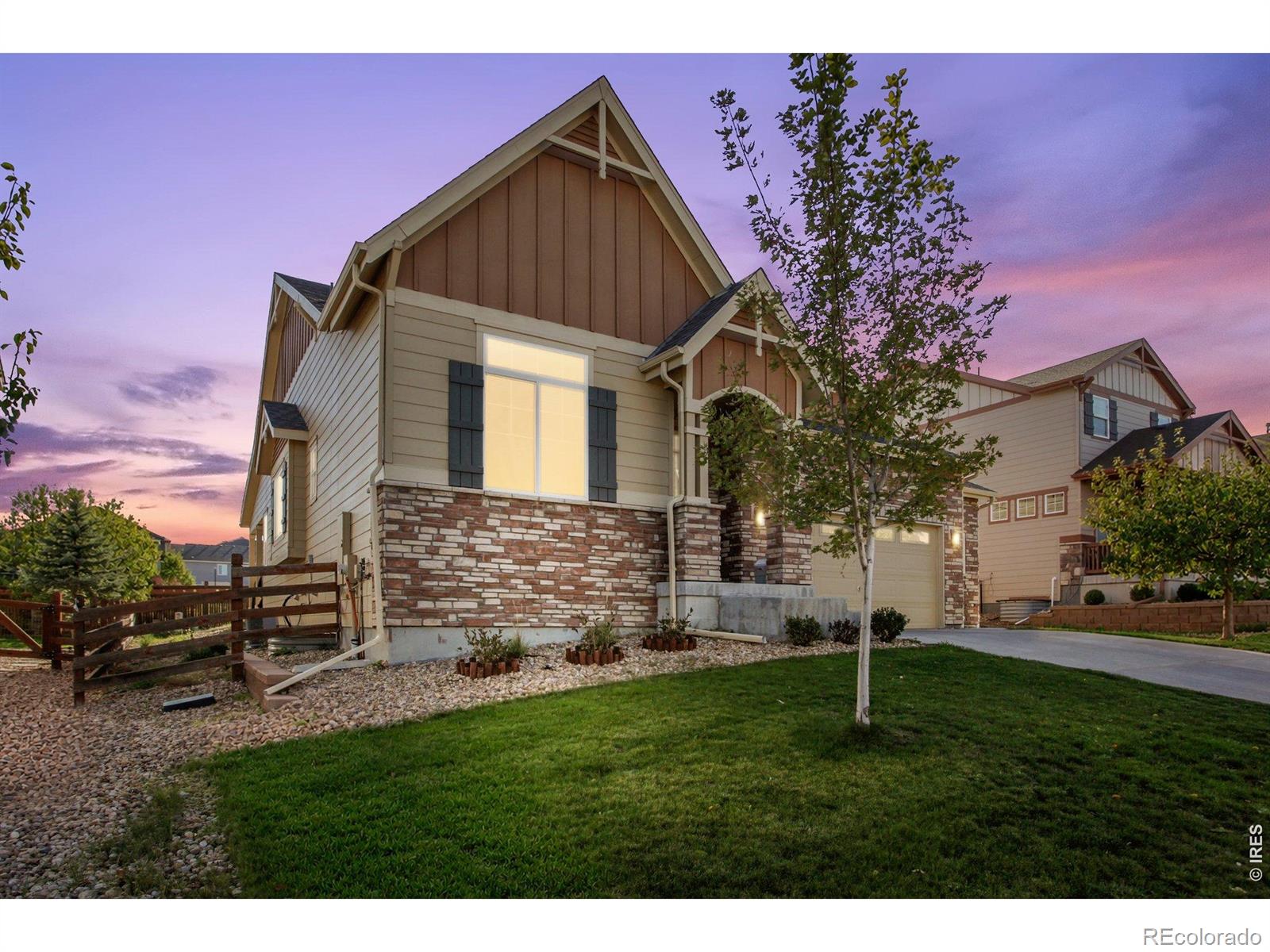  Aurora Home | MLS #: 456789107003422575 E Union Circle, Aurora Beds: 5 Baths: 3 Price: $730,000