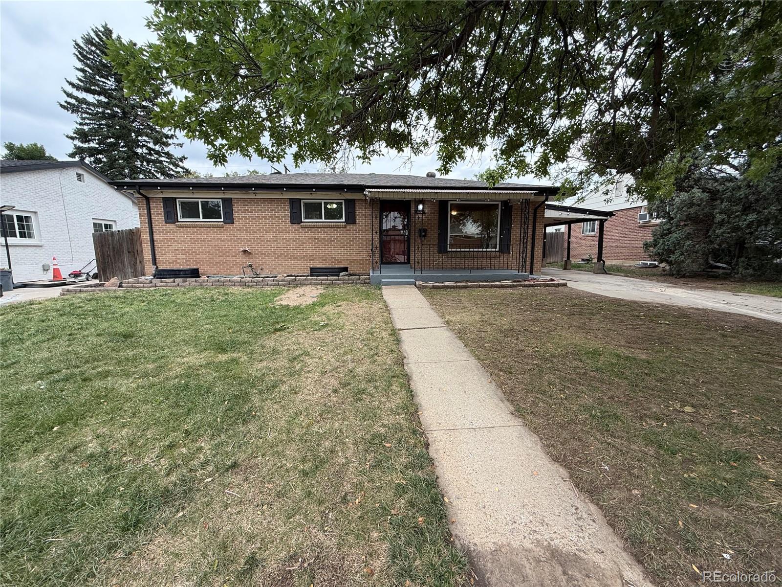 J E Roupp Aurora Home | MLS #: 71461121330  Quentin Street, Aurora Beds: 3 Baths: 2 Price: $436,000