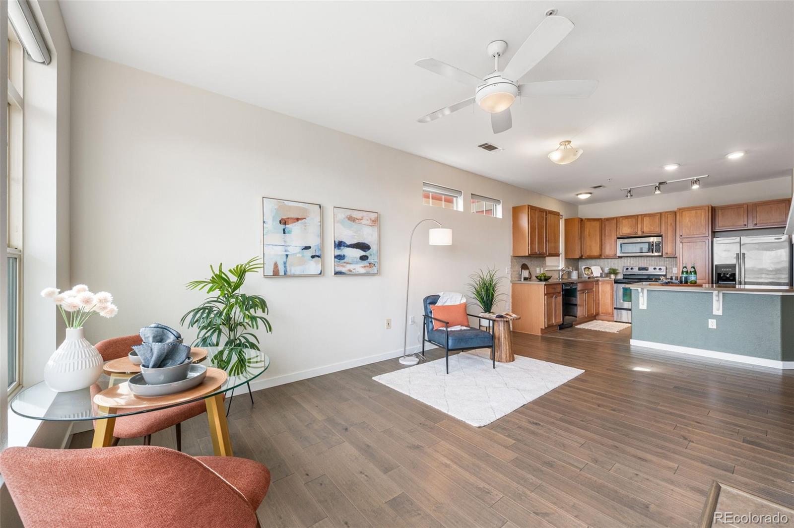Vantage Pointe Broomfield Condo / Townhome | MLS #: 408570413456  Via Varra  315, Broomfield Beds: 2 Baths: 2 Price: $299,999