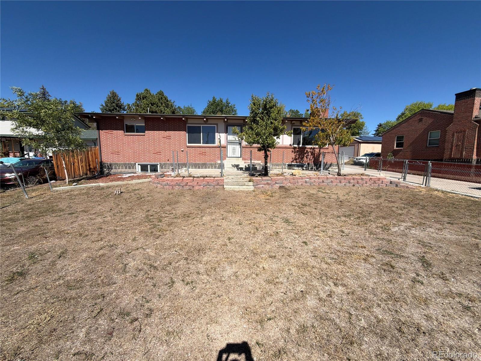  Arvada Home | MLS #: 19228587811 W 62nd Avenue, Arvada Beds: 4 Baths: 3 Price: $574,000