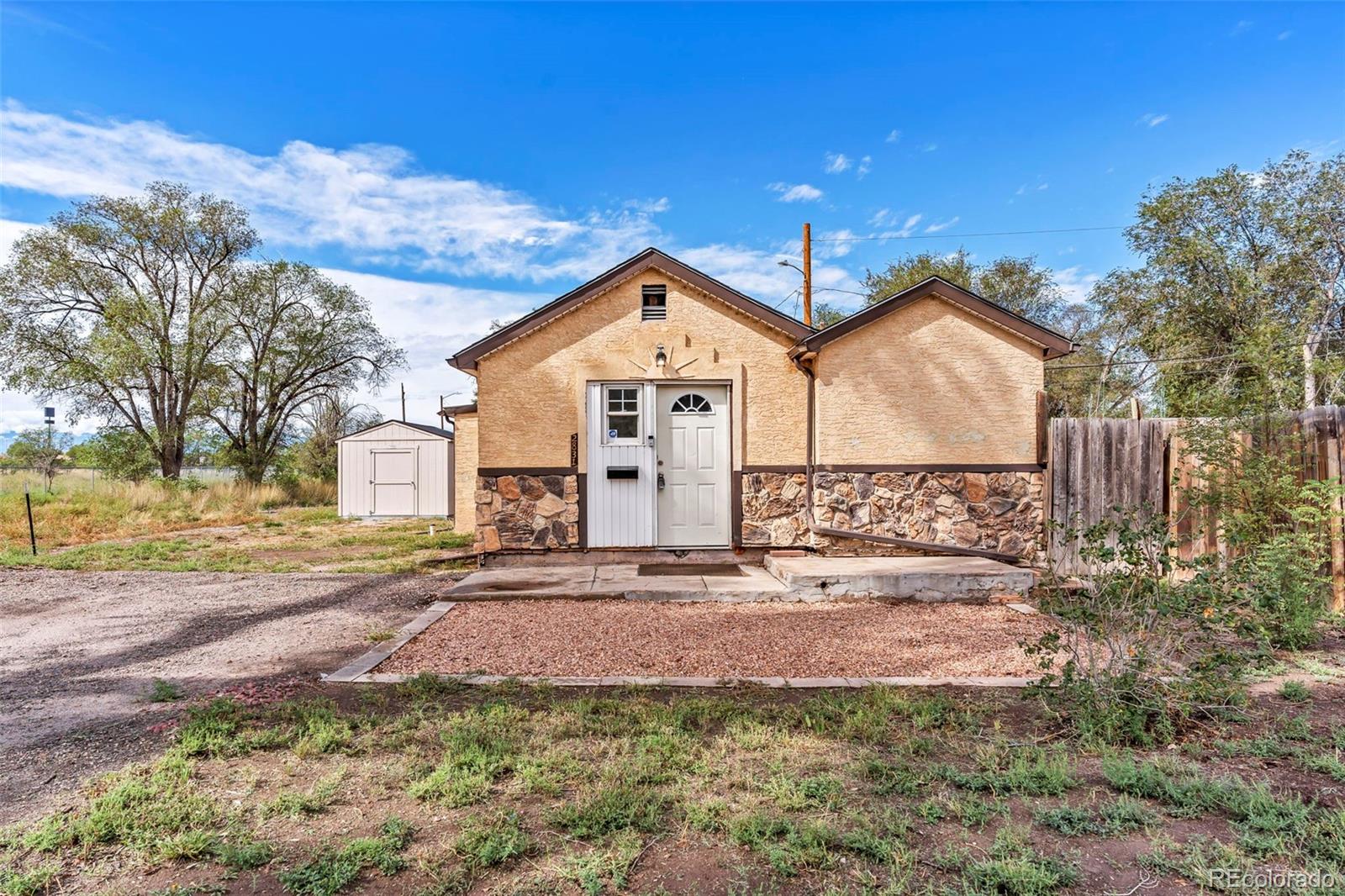2831  Cedar , pueblo&nbsp; House Search MLS Picture