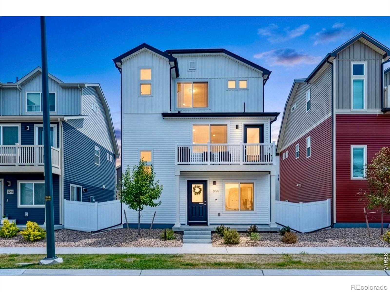  Denver Home | MLS #: 456789107009218260 E 51st Place, Denver Beds: 3 Baths: 3 Price: $450,000