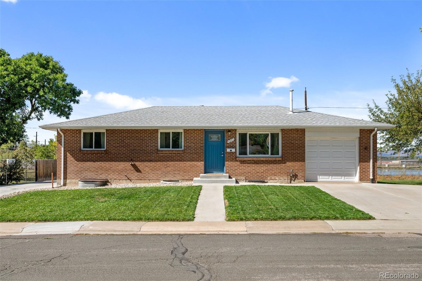  Englewood Home | MLS #: 62962624841 S Lipan Street, Englewood Beds: 4 Baths: 3 Price: $675,000