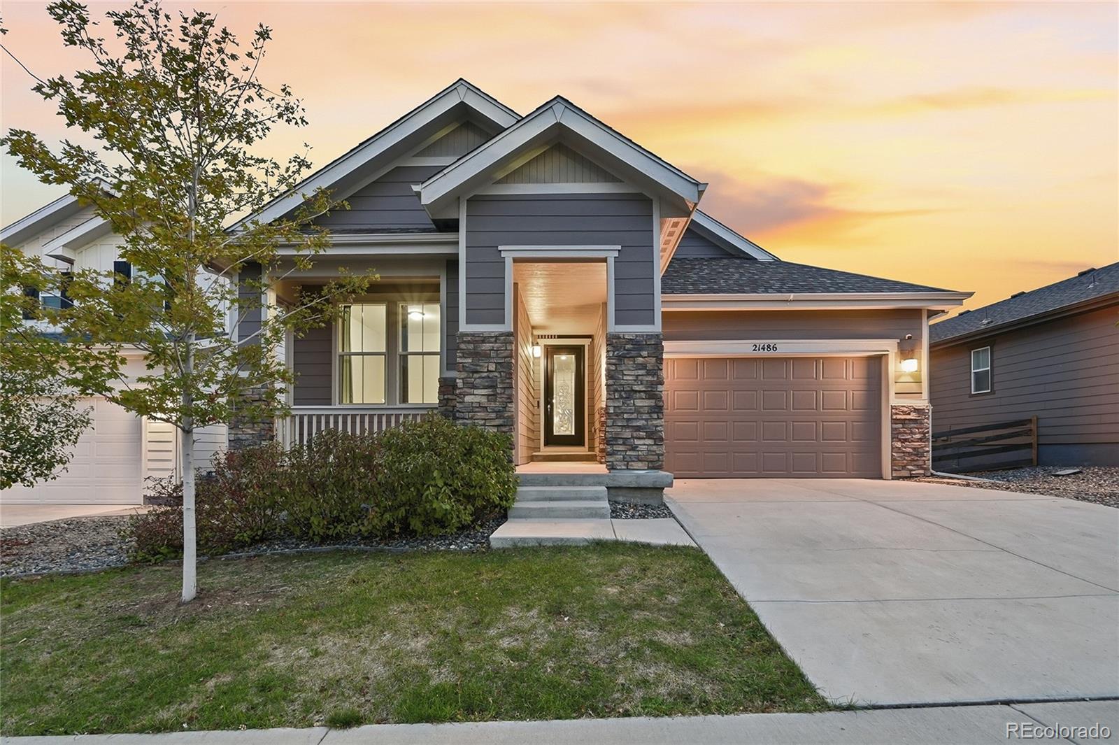  Aurora Home | MLS #: 332506621486 E Stanford Avenue, Aurora Beds: 5 Baths: 3 Price: $700,000