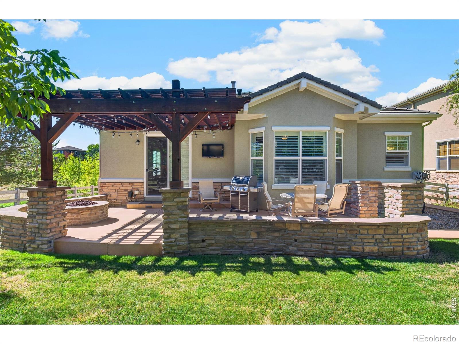  Broomfield Home | MLS #: 45678910701323423  Vestal Loop, Broomfield Beds: 3 Baths: 2 Price: $785,000