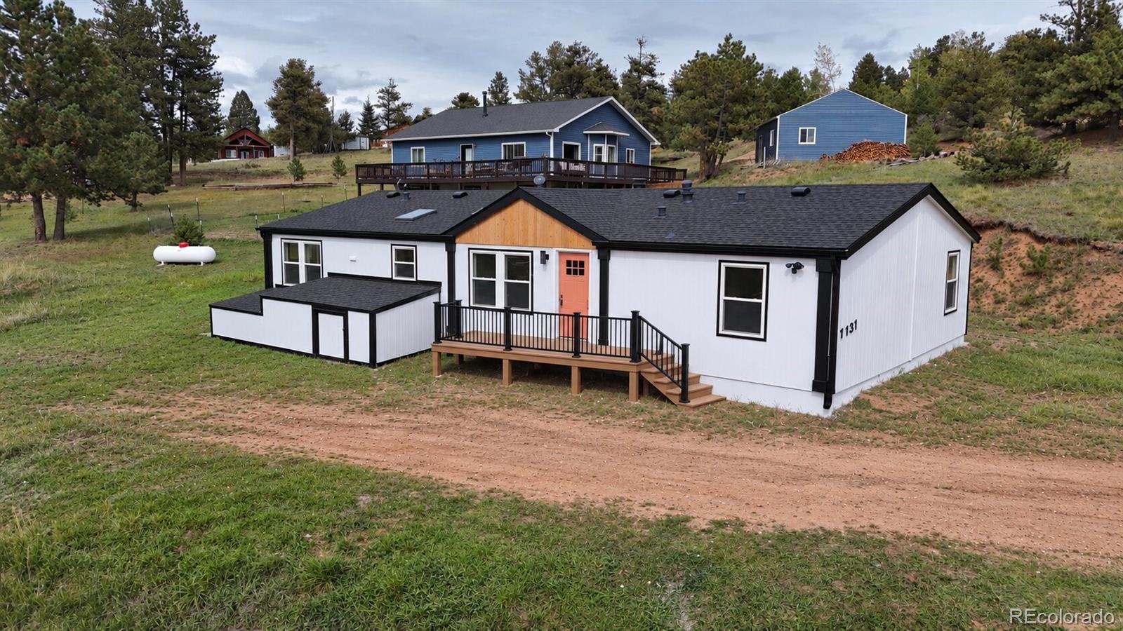  Florissant Home | MLS #: 7246996131  Dillon Lane, Florissant Beds: 3 Baths: 2 Price: $375,000