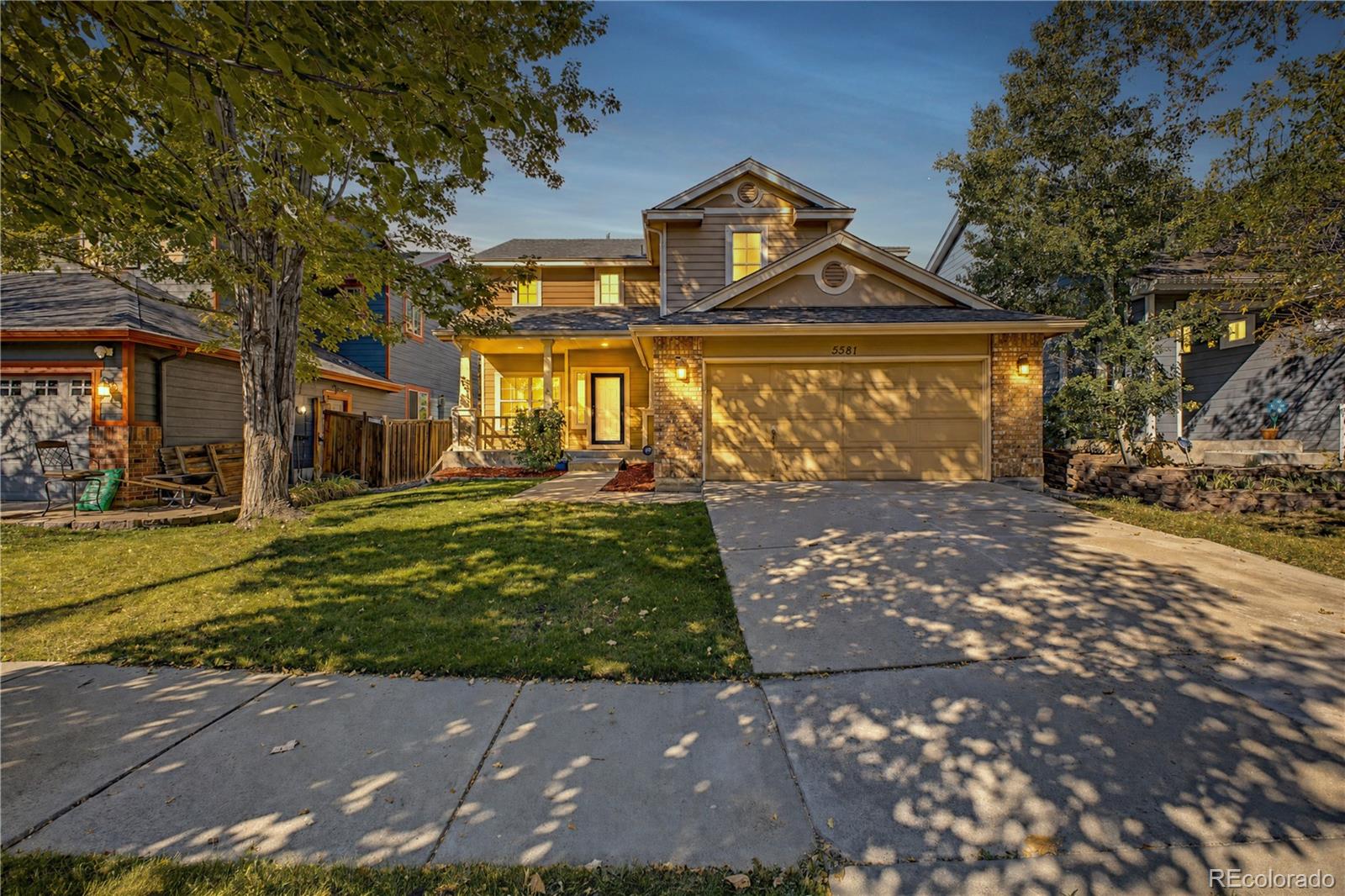  Denver Home | MLS #: 38330945581 S Harlan Street, Denver Beds: 3 Baths: 3 Price: $715,000