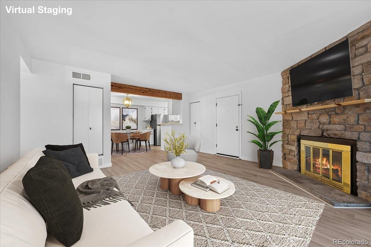 Telegraph Hill Aurora Condo / Townhome | MLS #: 316675011995 E Harvard Avenue 101, Aurora Beds: 2 Baths: 2 Price: $315,000