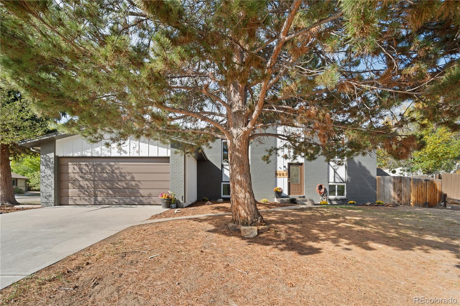 Pomona Lakes Arvada Home | MLS #: 58549988257  Club Crest Drive, Arvada Beds: 5 Baths: 2 Price: $730,000