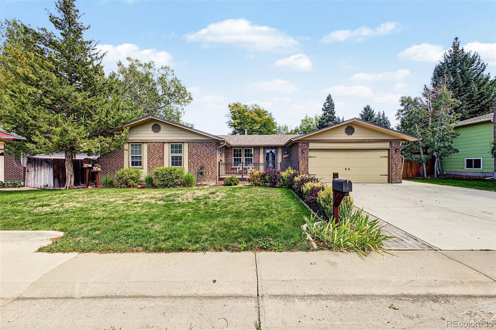  Denver Home | MLS #: 59239143132 S Boston Court, Denver Beds: 4 Baths: 3 Price: $750,000
