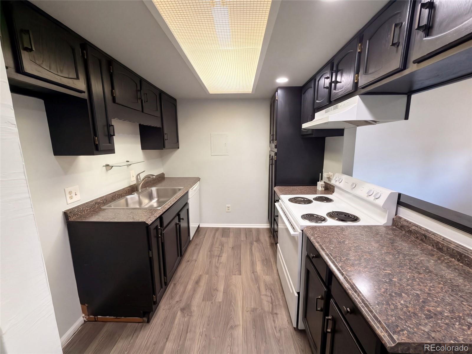 1370  Estes Street, lakewood&nbsp; House Search MLS Picture