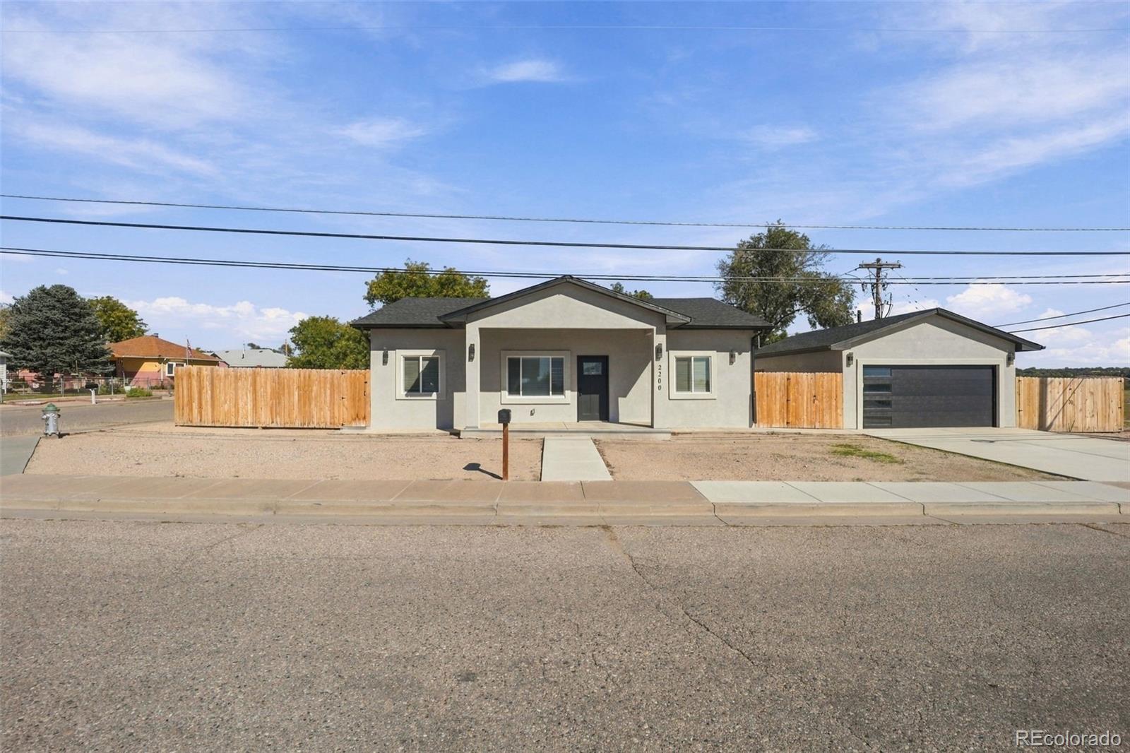pueblo&nbsp; House Search Picture