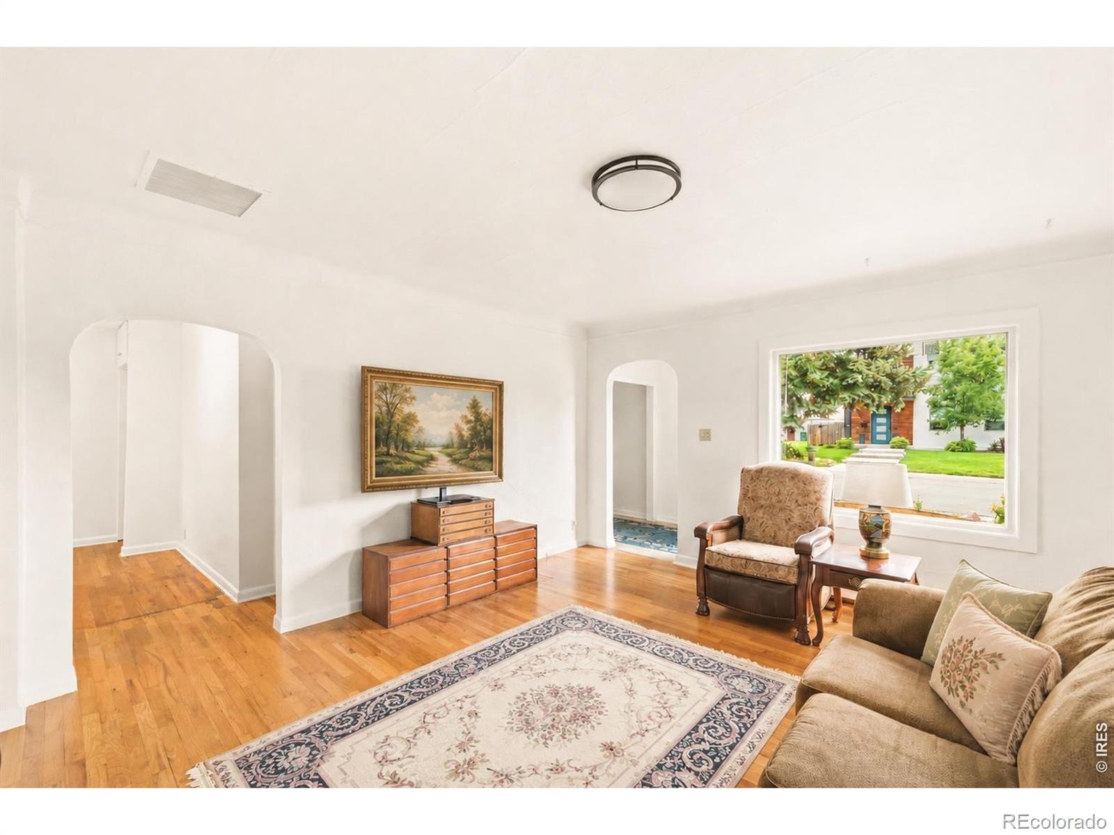 Broadway Heights Englewood Home | MLS #: 45678910704534447 S Acoma Street, Englewood Beds: 2 Baths: 1 Price: $499,999