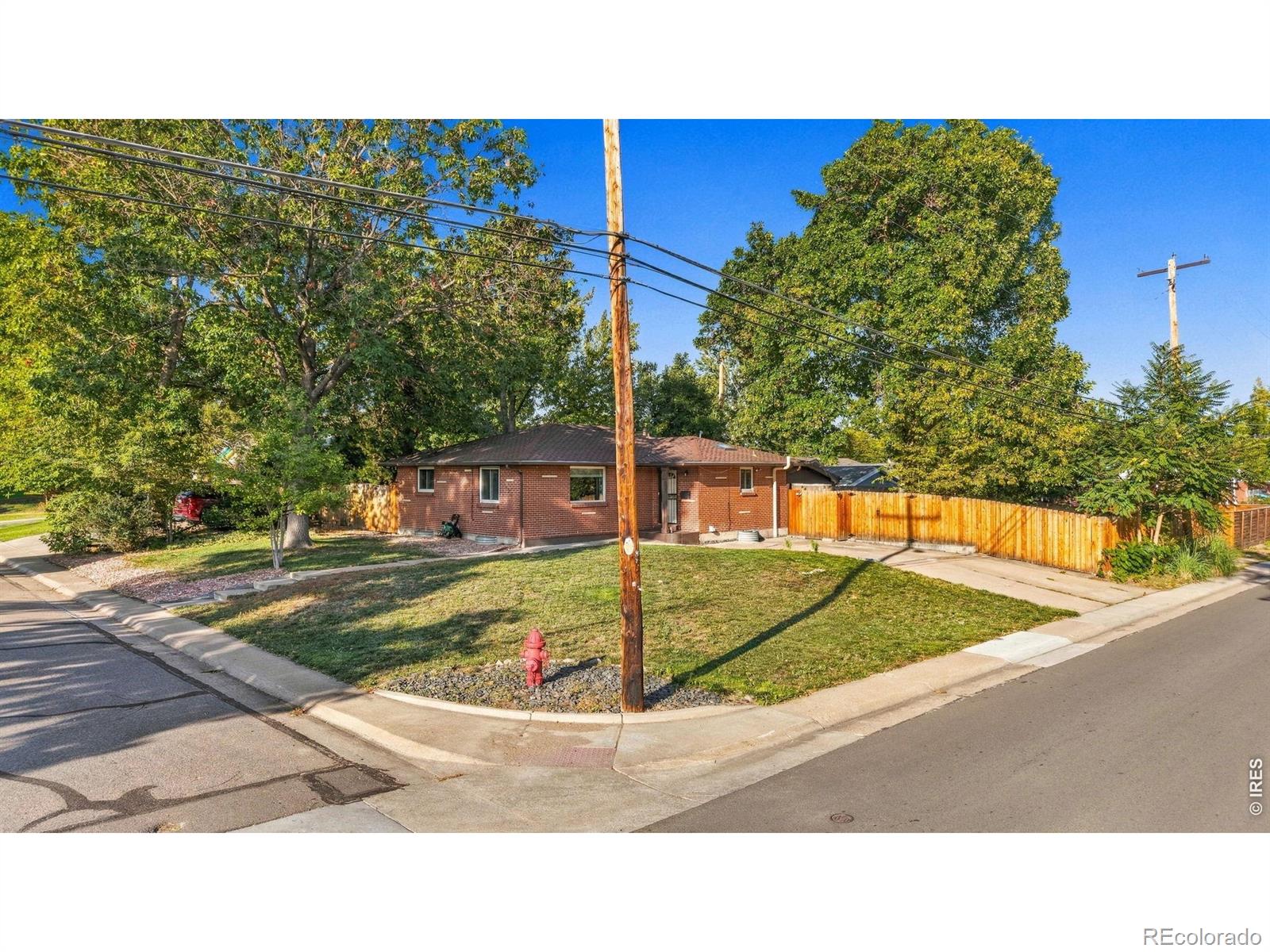 1490 S Zephyr Street, lakewood&nbsp; House Search MLS Picture