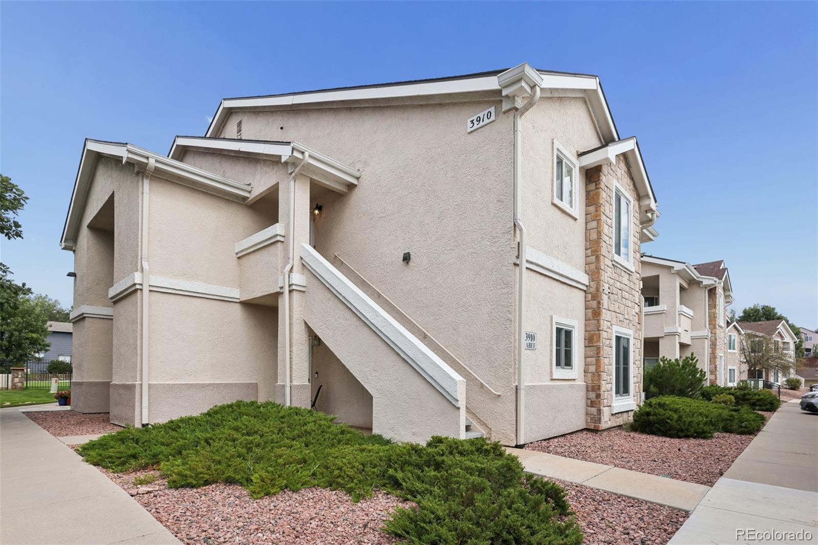 3910  Strawberry Field Grove, colorado springs&nbsp; House Search MLS Picture