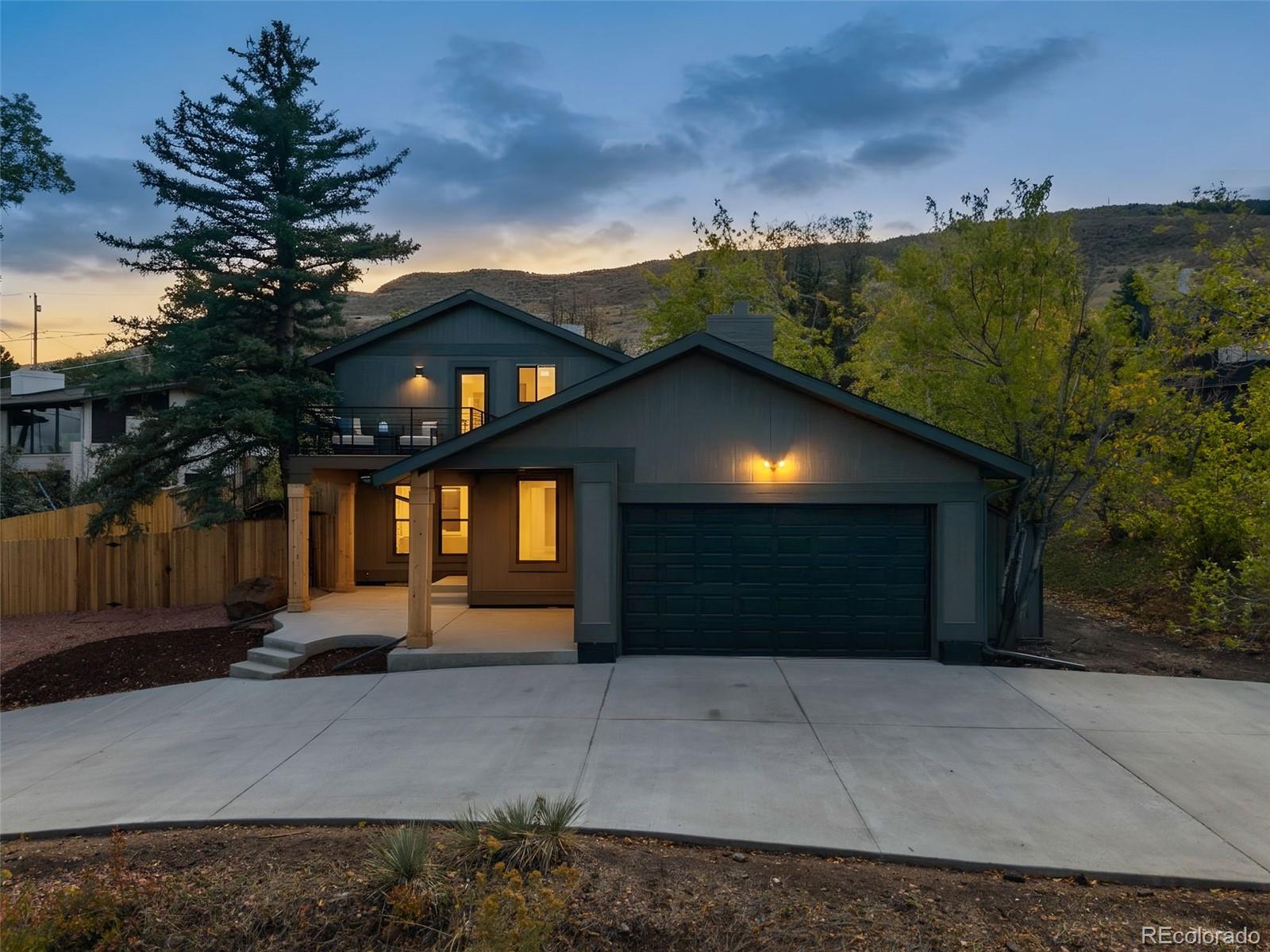 golden&nbsp; House Search Picture