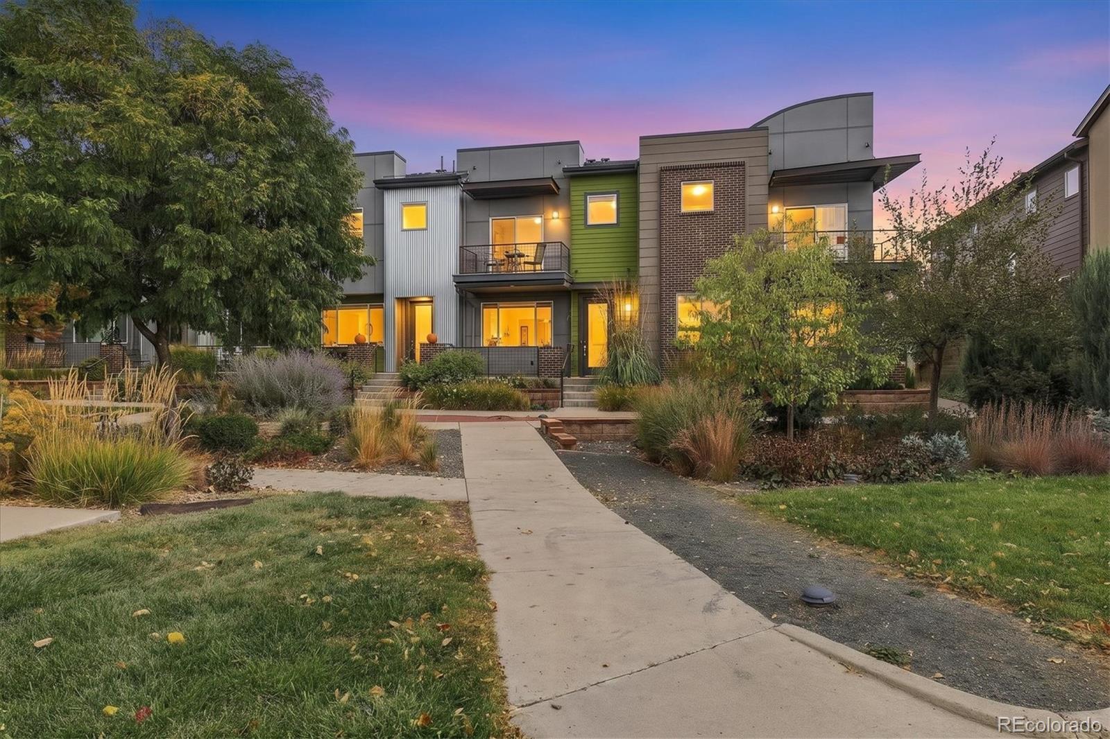  Denver Home | MLS #: 53403972009 W 67th Place, Denver Beds: 3 Baths: 3 Price: $485,000