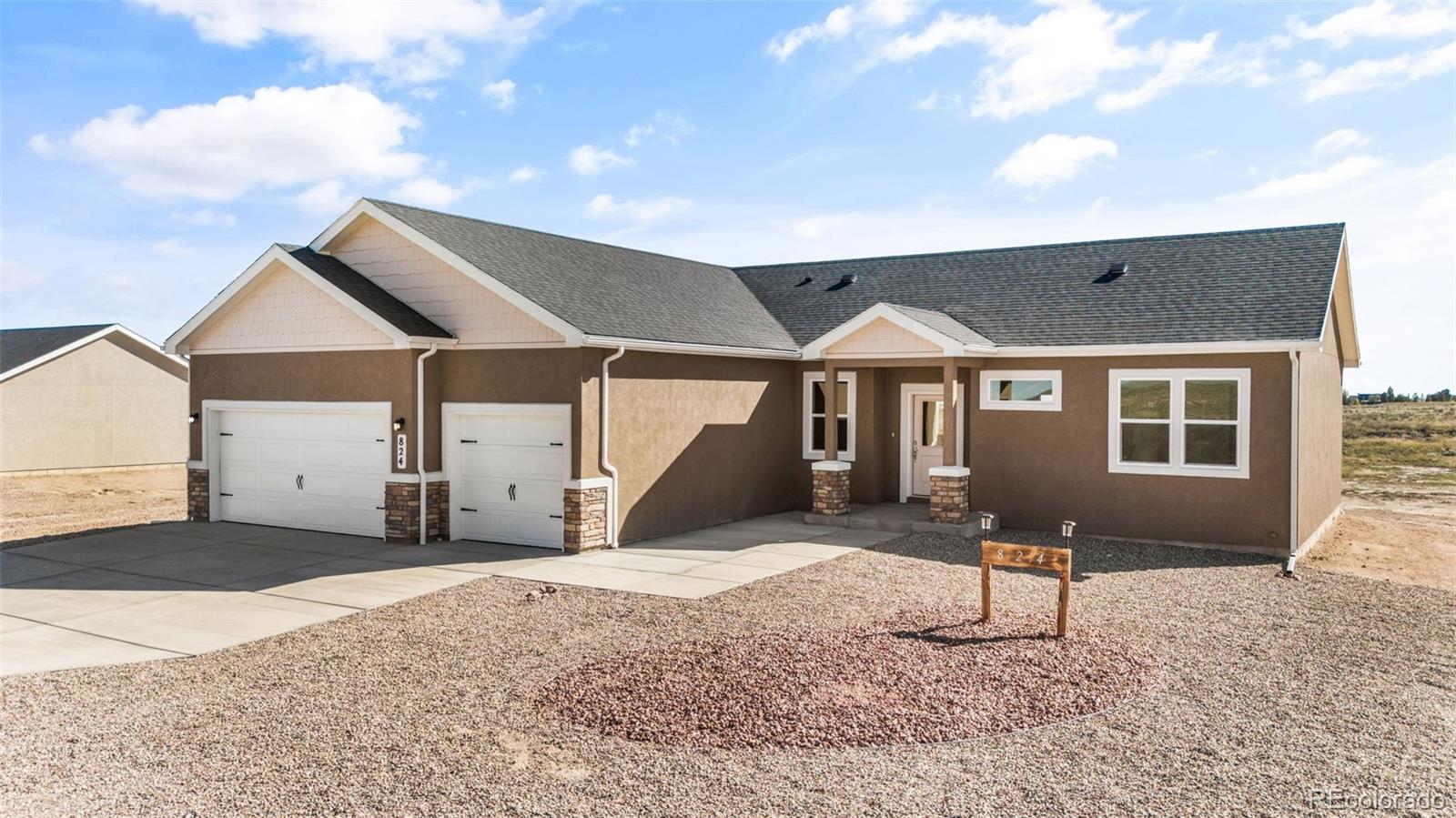 824 E Loma Drive, pueblo west&nbsp; House Search MLS Picture