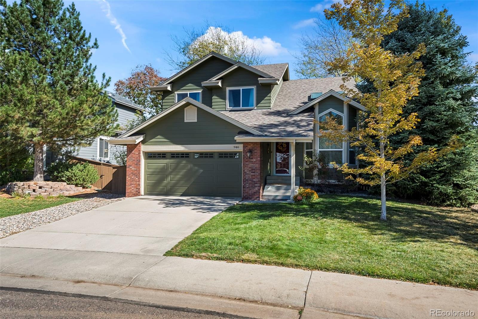  Highlands Ranch Home | MLS #: 4183393946  Garden Drive, Highlands Ranch Beds: 4 Baths: 4 Price: $640,000