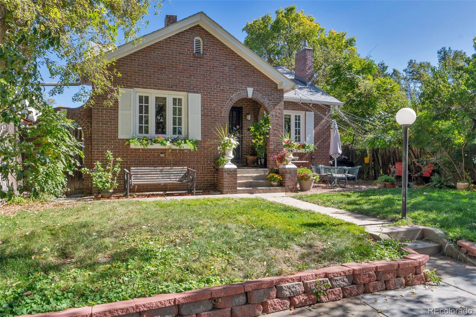 Shackelton Place Denver Home | MLS #: 1502543290 S Marion Parkway, Denver Beds: 6 Baths: 4 Price: $1,250,000
