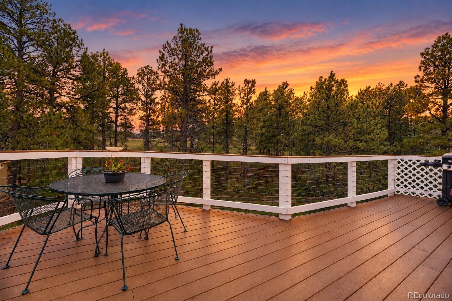  Elizabeth Home | MLS #: 61527961300  Gambel Oaks Drive, Elizabeth Beds: 4 Baths: 3 Price: $699,000