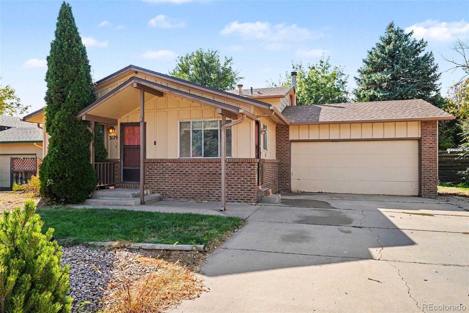 Southmoor Village 2nd Fg Greeley Home | MLS #: 98866403129  19th Avenue, Greeley Beds: 3 Baths: 2 Price: $299,000