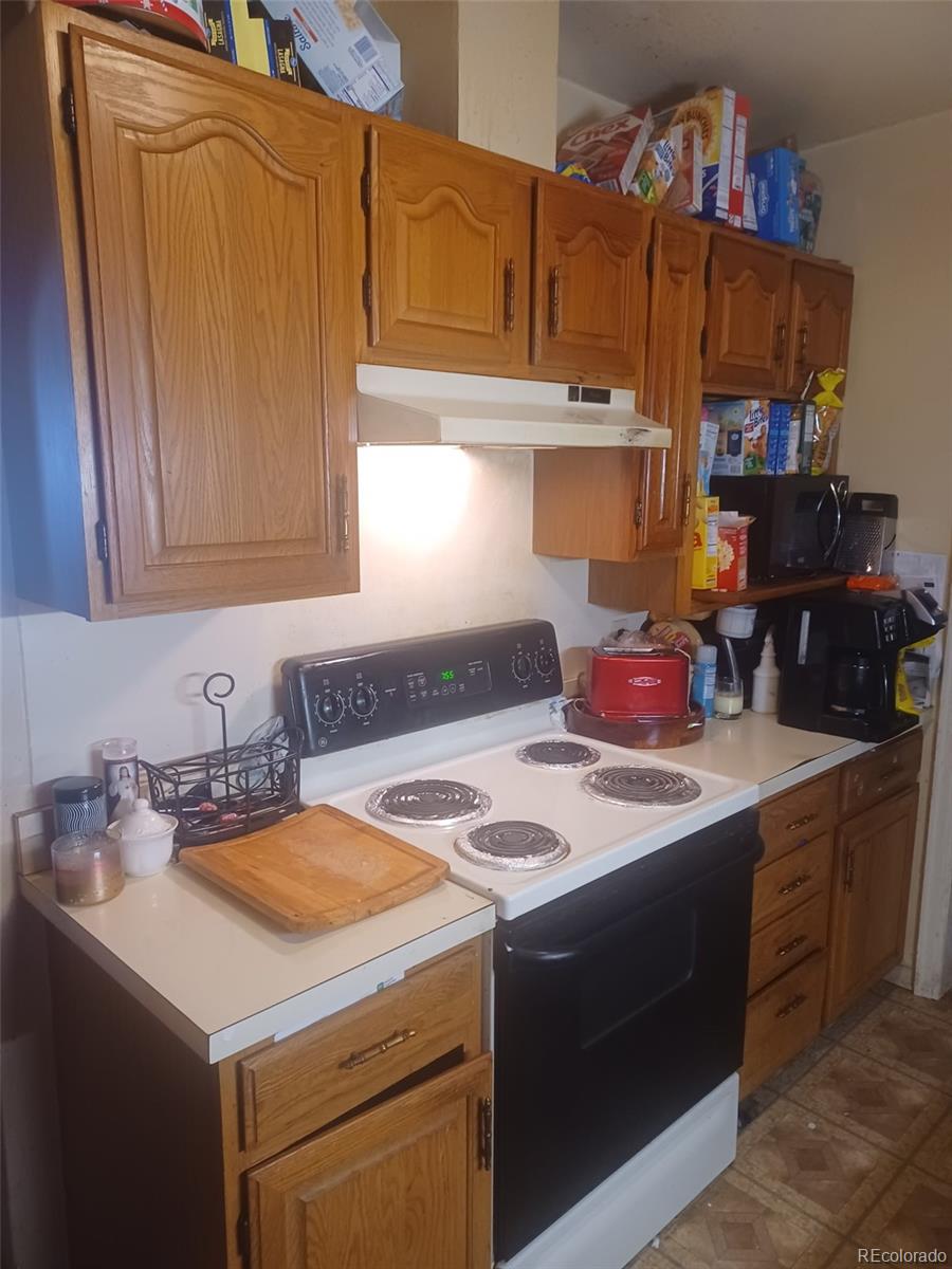 Denver Home | MLS #: 21128831280 S Wolff Street, Denver Beds: 3 Baths: 2 Price: $399,000