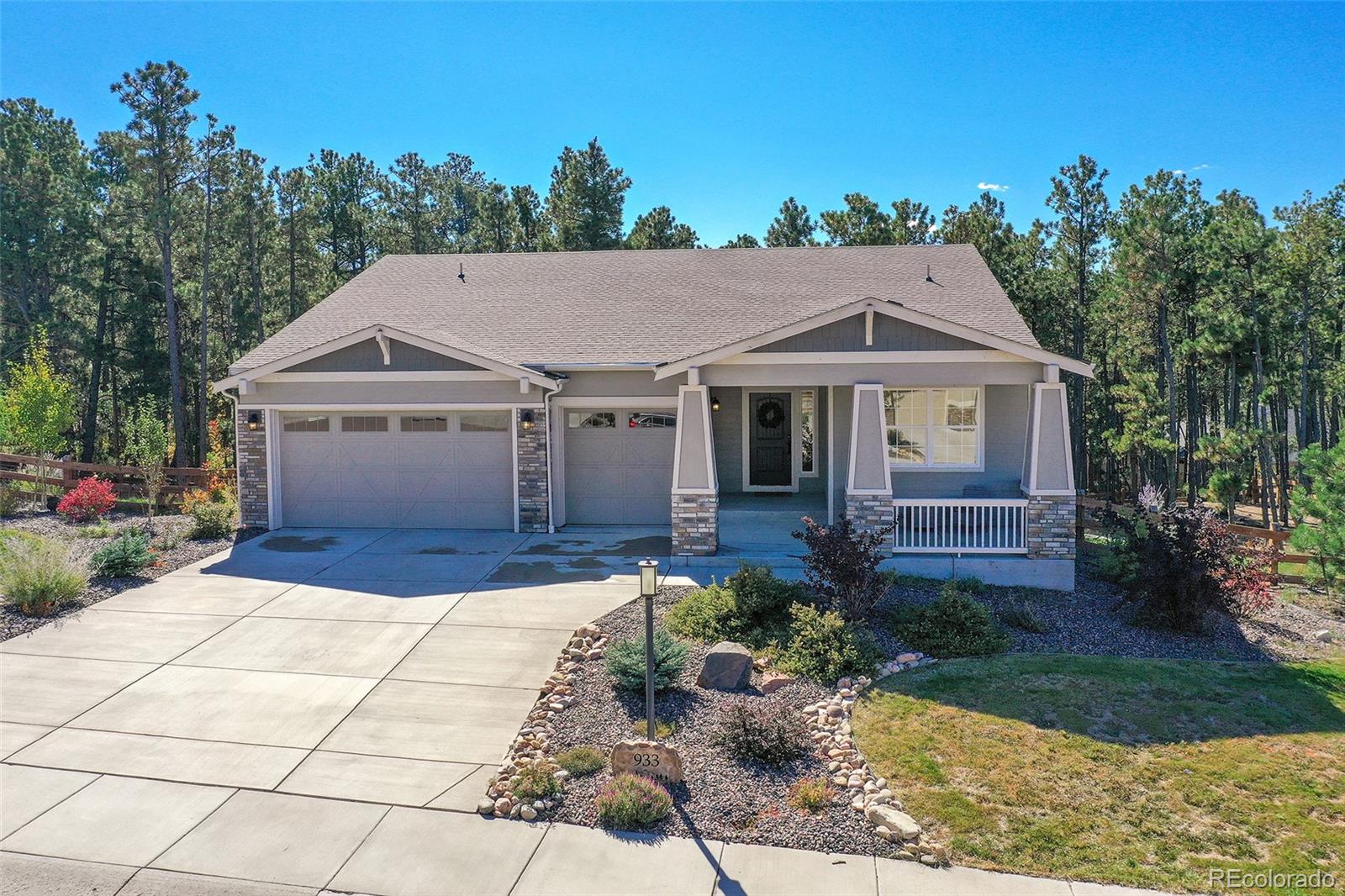  Monument Home | MLS #: 4025129933  Tree Bark Terrace, Monument Beds: 4 Baths: 3 Price: $950,000