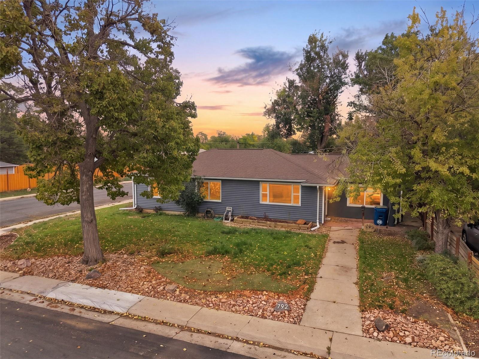 792  Geneva Street, aurora&nbsp; House Search MLS Picture