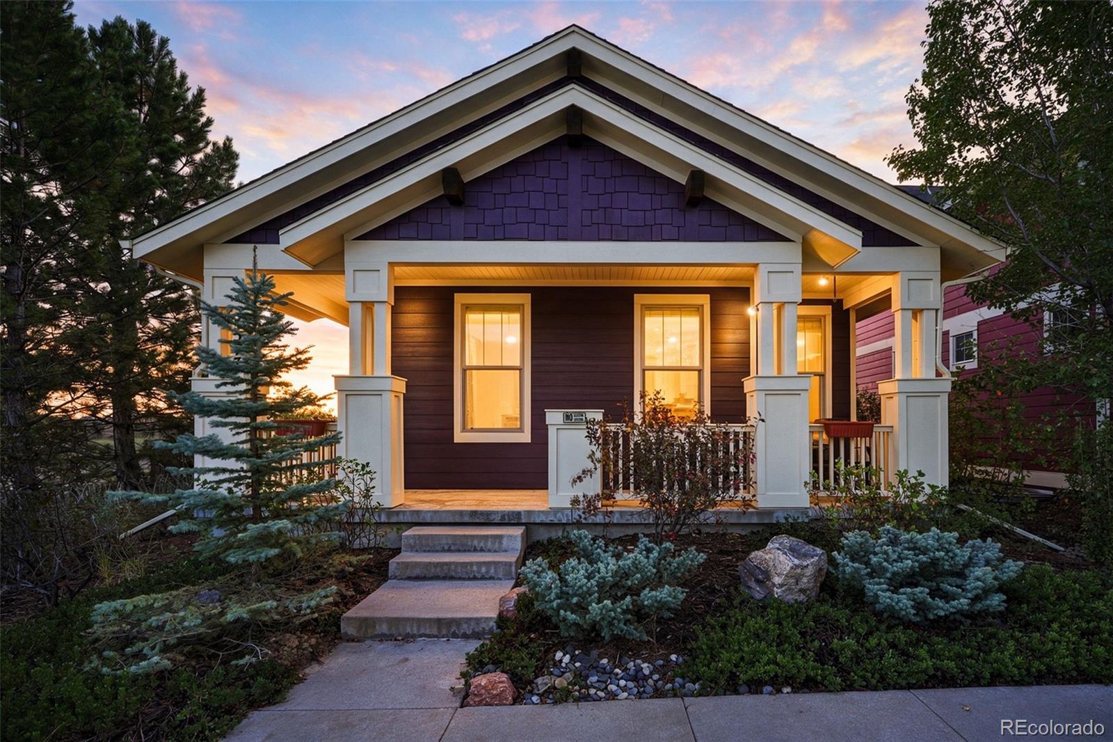 Central Park Denver Home | MLS #: 27813483577 N Boston Street, Denver Beds: 3 Baths: 3 Price: $800,000