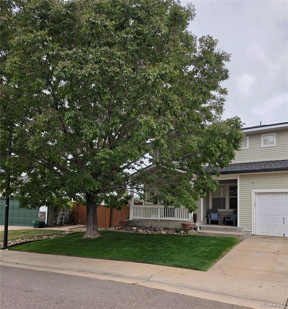 Roxborough Littleton Home | MLS #: 15835917270  Eagle Rock Drive, Littleton Beds: 3 Baths: 4 Price: $649,000