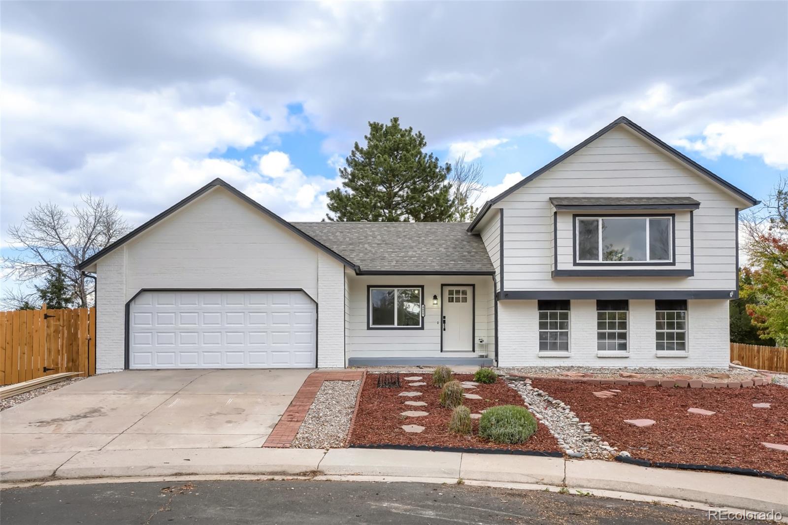 Highpoint Aurora Home | MLS #: 34946864059 S Dunkirk Way, Aurora Beds: 5 Baths: 3 Price: $519,900