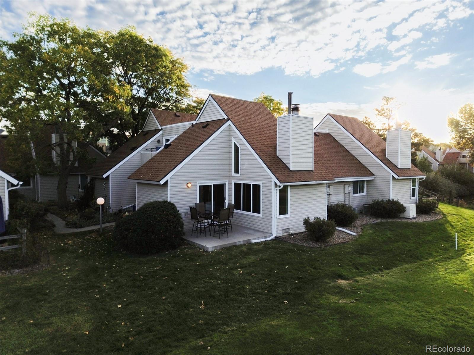  Aurora Condo / Townhome | MLS #: 80139632415 S Xanadu Way A, Aurora Beds: 2 Baths: 2 Price: $260,000
