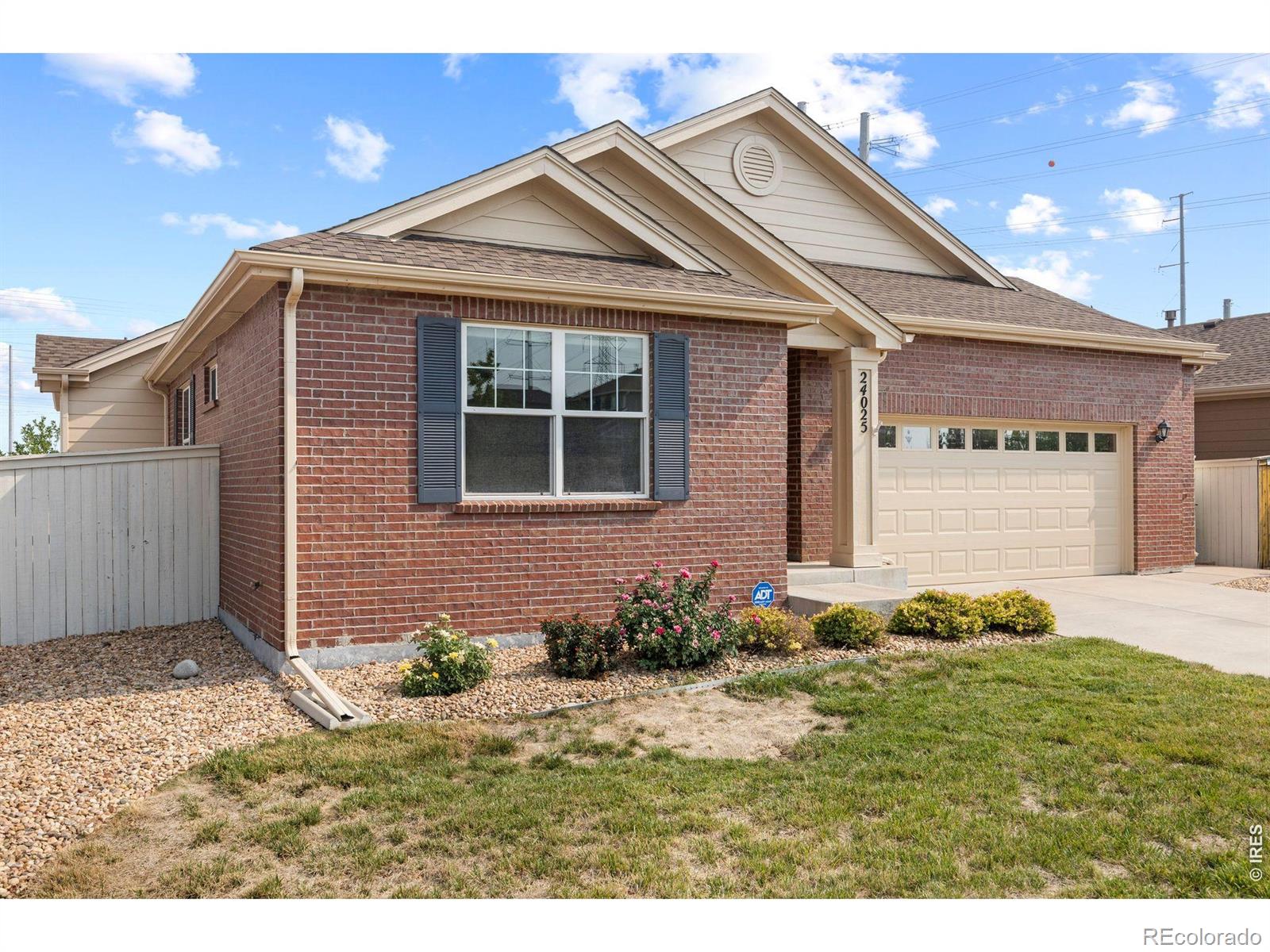 24025 E Wagon Trail Avenue, aurora&nbsp; House Search MLS Picture