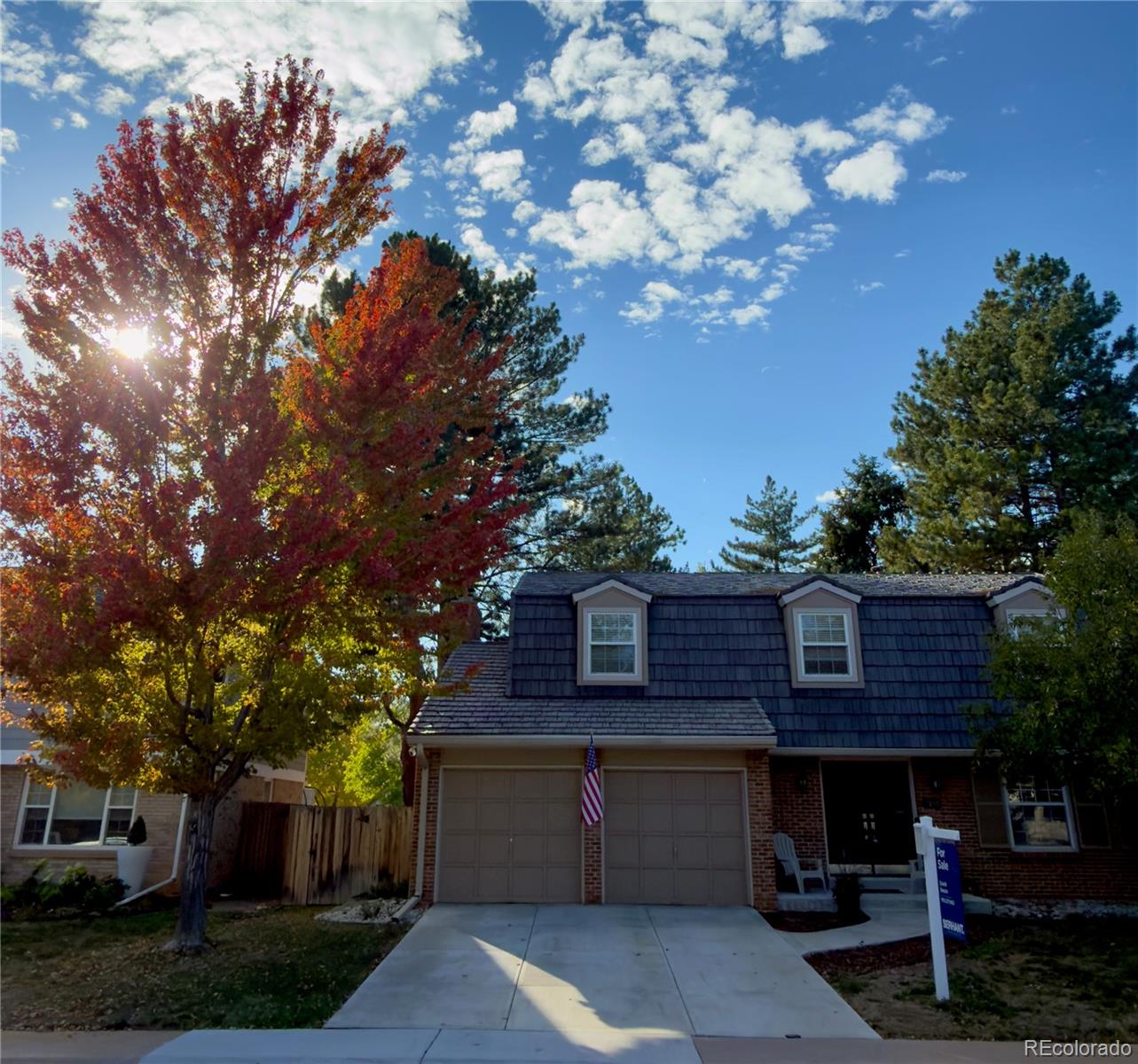 Homestead Centennial Home | MLS #: 37179627191 S Olive Way, Centennial Beds: 4 Baths: 3 Price: $949,000