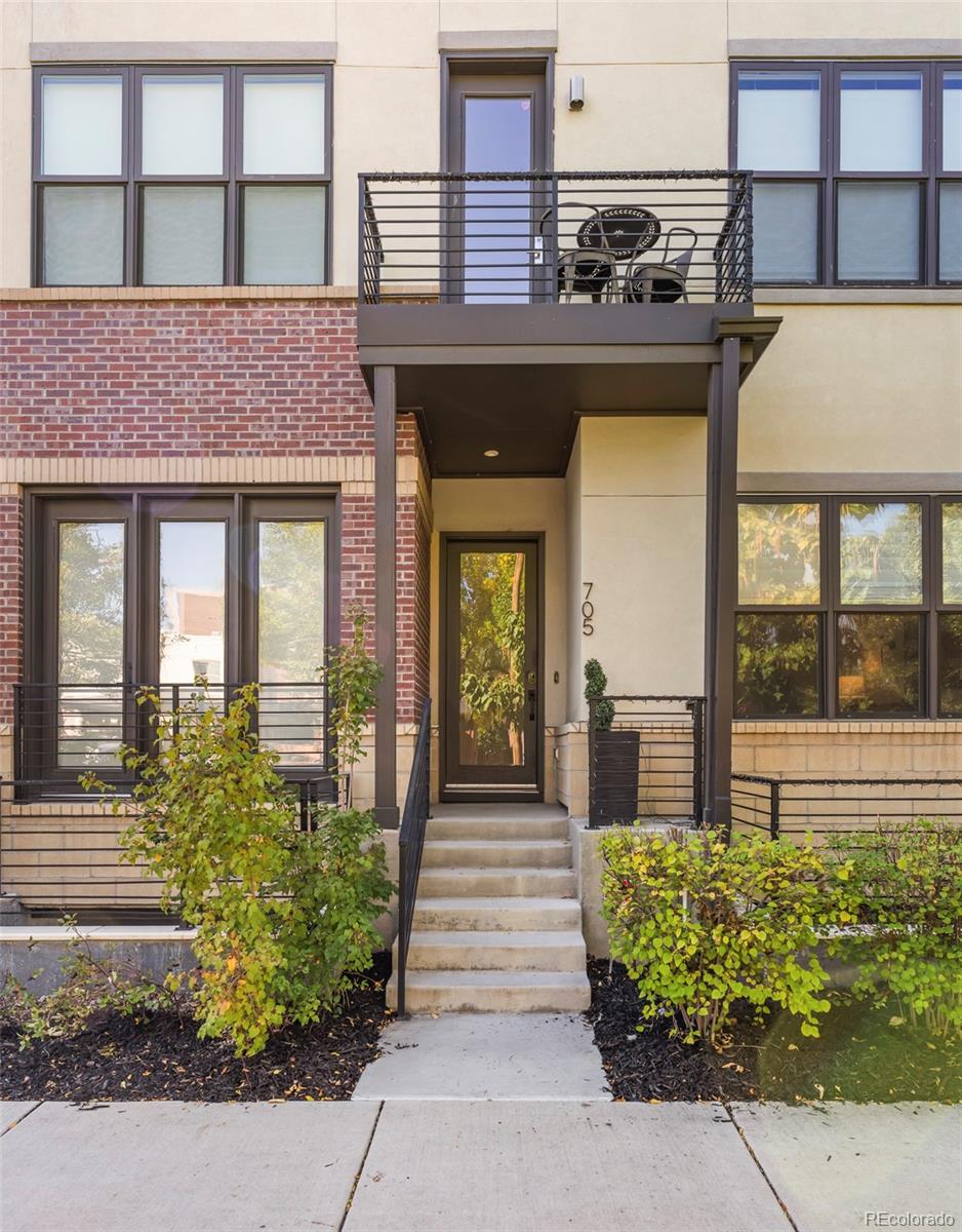 Washington Park Denver Home | MLS #: 9159763705 S Logan Street, Denver Beds: 3 Baths: 4 Price: $879,000