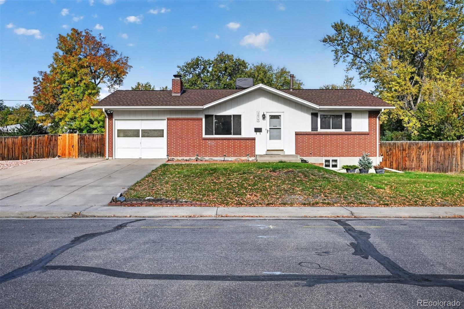 Green Mountain Lakewood Home | MLS #: 81628401679 S Van Gordon Court, Lakewood Beds: 3 Baths: 2 Price: $490,000