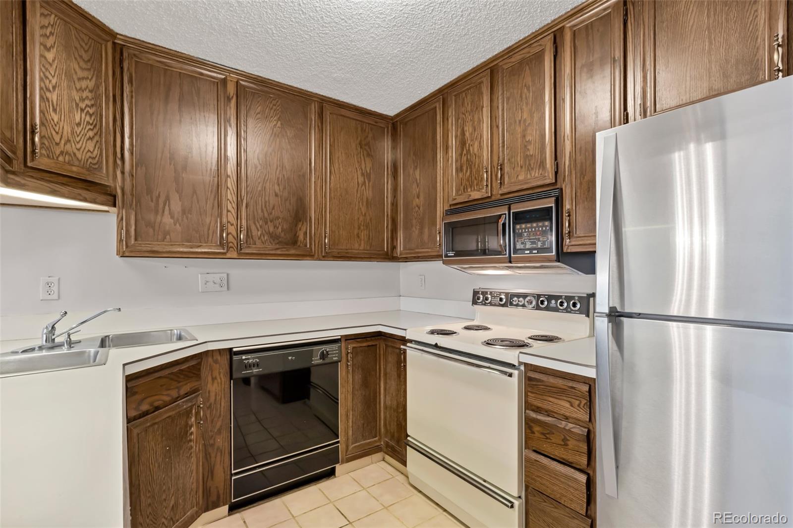 3470 S Poplar Street, denver&nbsp; House Search MLS Picture