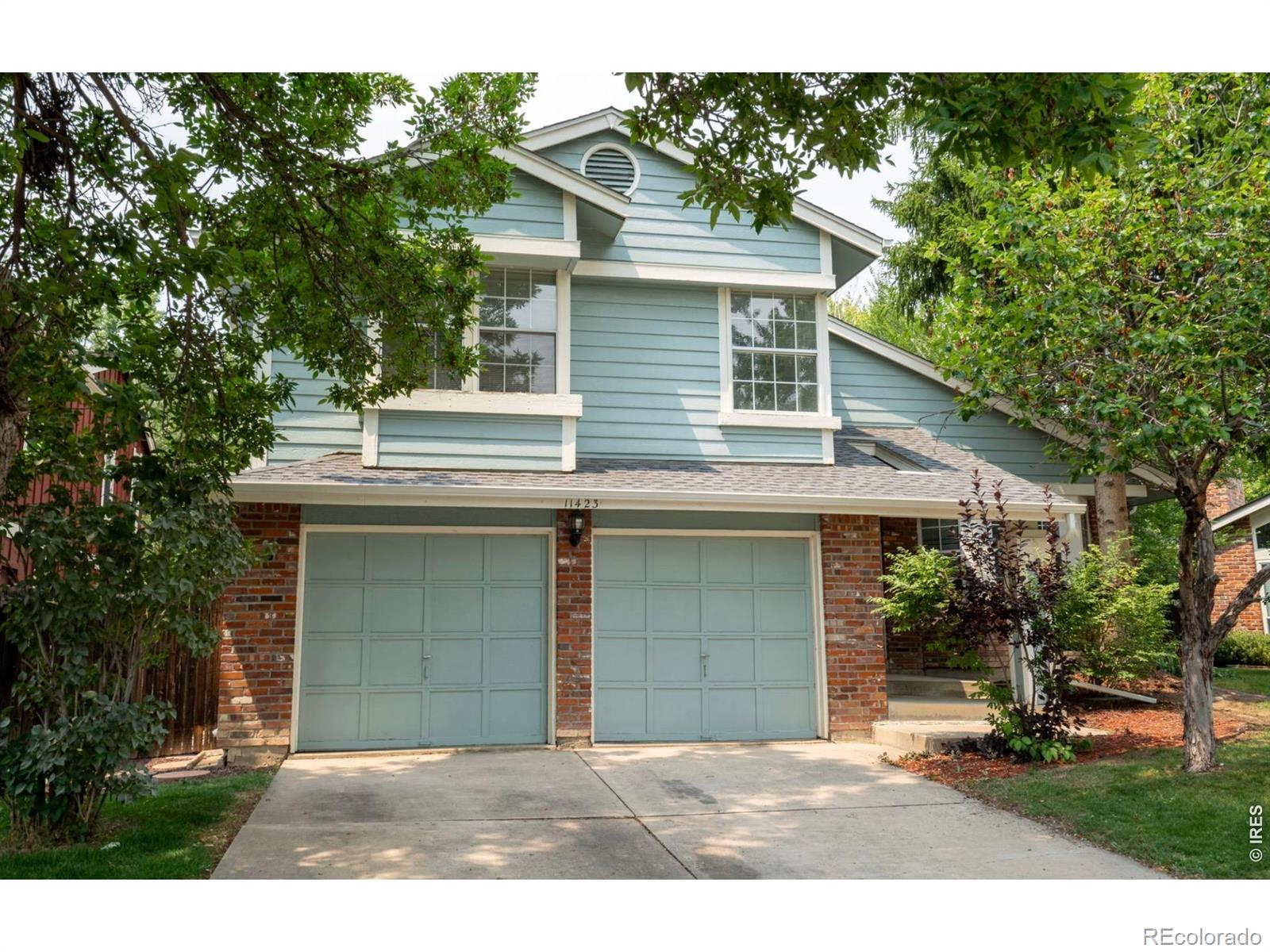 Ken Caryl Littleton Home | MLS #: 456789107103311423 W Sharkstooth Peak , Littleton Beds: 3 Baths: 4 Price: $629,900