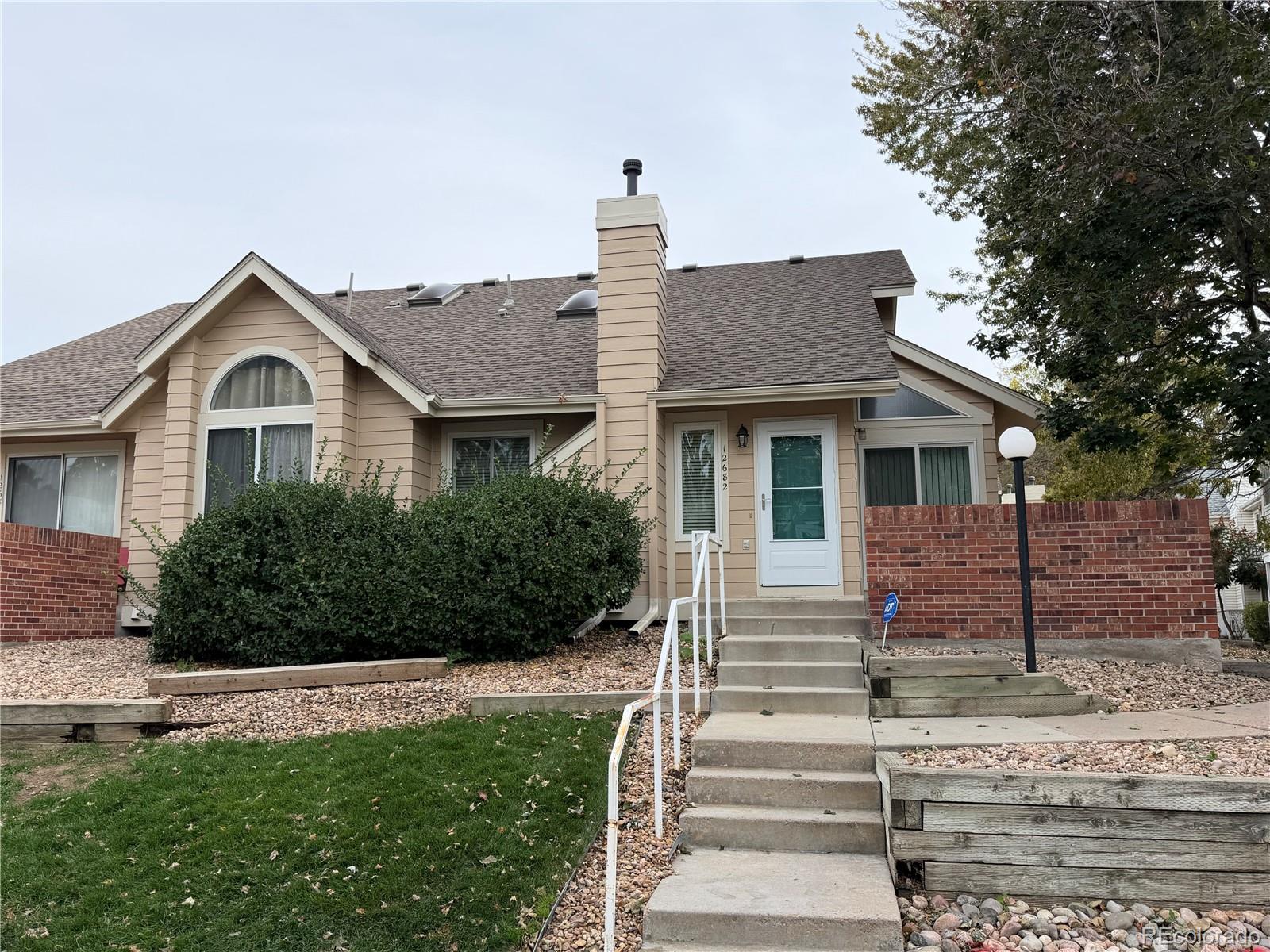 12682 E Pacific Circle, aurora&nbsp; House Search MLS Picture