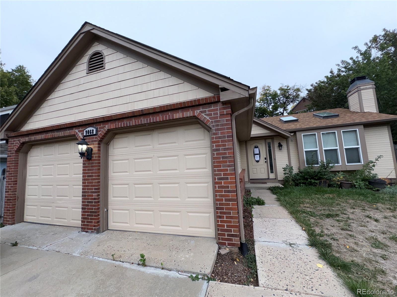  Lakewood Home | MLS #: 84754679068 W Arizona Way, Lakewood Beds: 3 Baths: 2 Price: $415,000