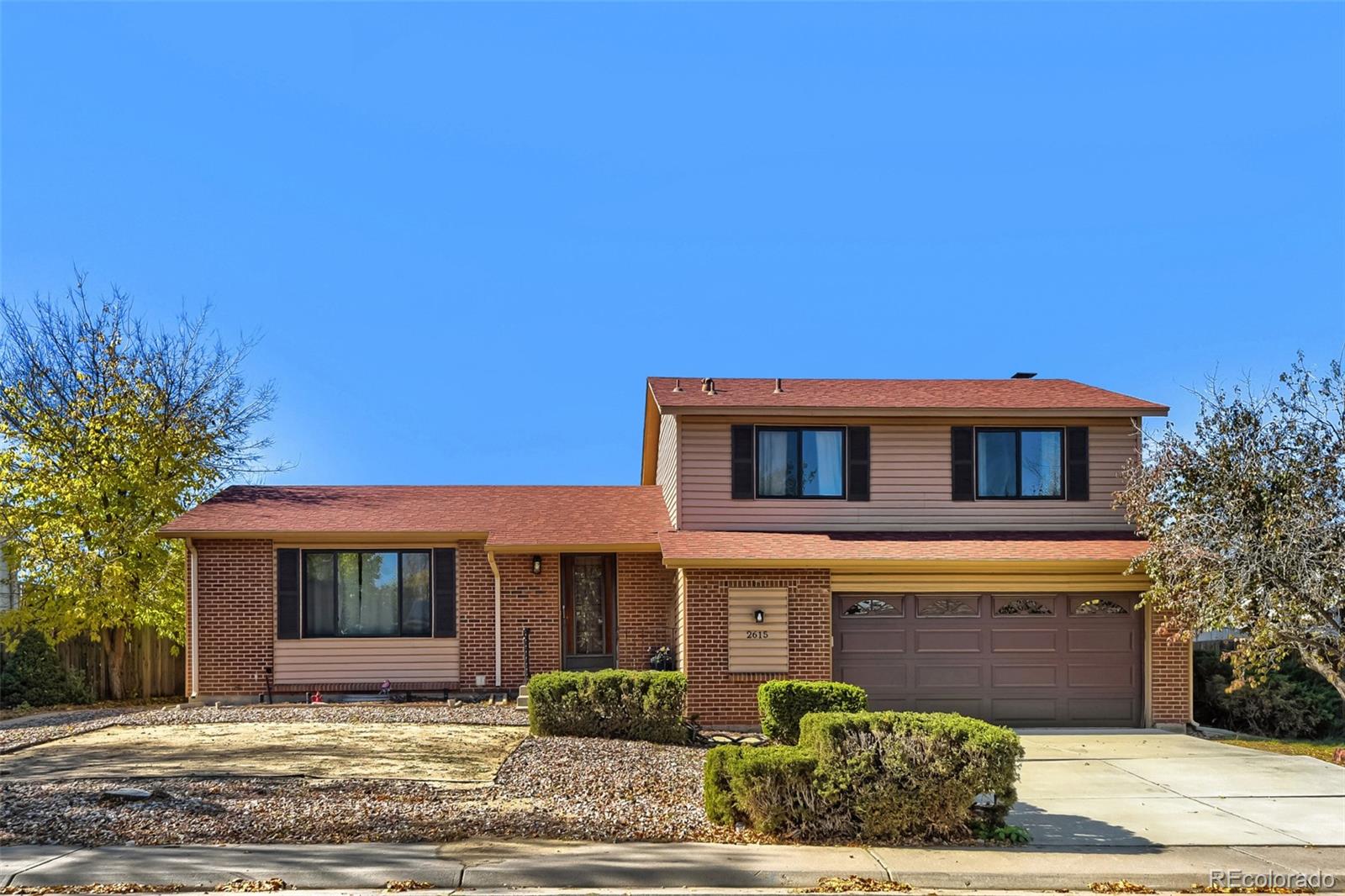  Aurora Home | MLS #: 26909842615 S Crystal Street, Aurora Beds: 3 Baths: 3 Price: $485,000